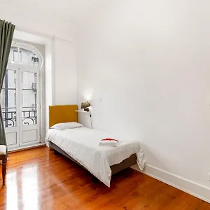 Affittacamere Arroios - Second Floor, Lisbona